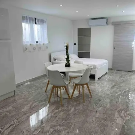 Appartement Neuf 4Km Saint-Tropez Exterior photo